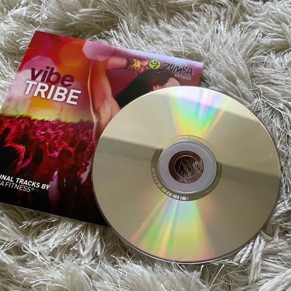 Zumba Wii Fitness Game - Picture 6 of 6